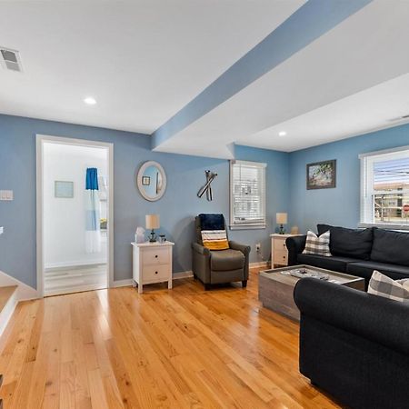 Newly Renovated 4 Bedroom Home Only 2 Blocks From The Beach! Wildwood Eksteriør billede