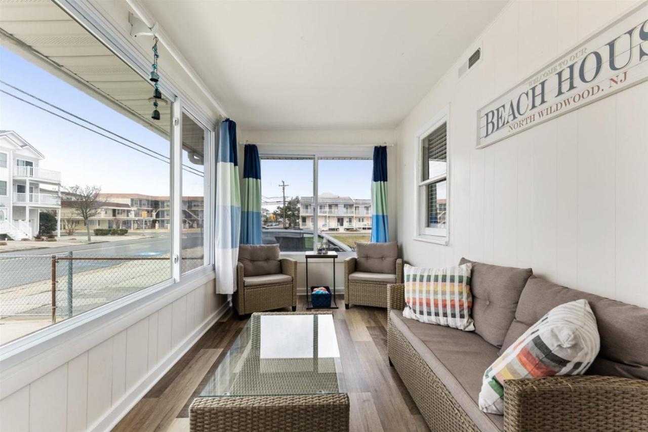 Newly Renovated 4 Bedroom Home Only 2 Blocks From The Beach! Wildwood Eksteriør billede