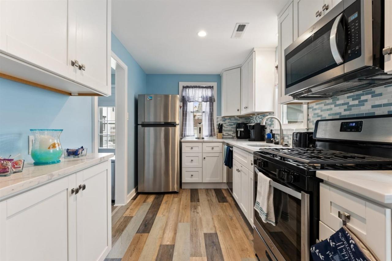 Newly Renovated 4 Bedroom Home Only 2 Blocks From The Beach! Wildwood Eksteriør billede