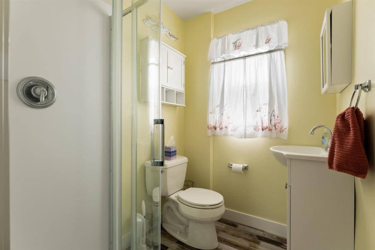 Newly Renovated 4 Bedroom Home Only 2 Blocks From The Beach! Wildwood Eksteriør billede