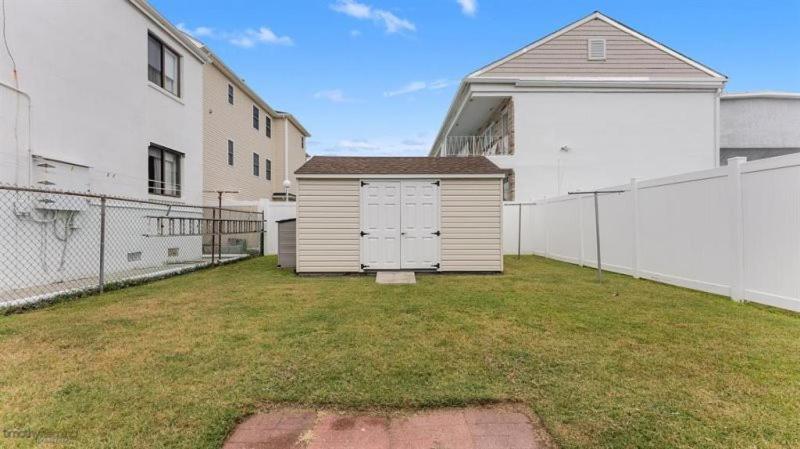 Newly Renovated 4 Bedroom Home Only 2 Blocks From The Beach! Wildwood Eksteriør billede